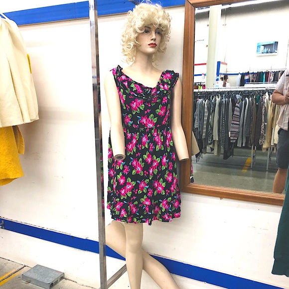 Meet your Posher, M - Picture 1 of 1